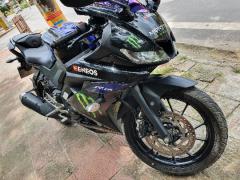 Yamaha YZF R15 Movistar